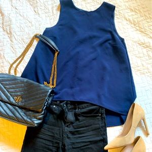 Adorable flowy tank top